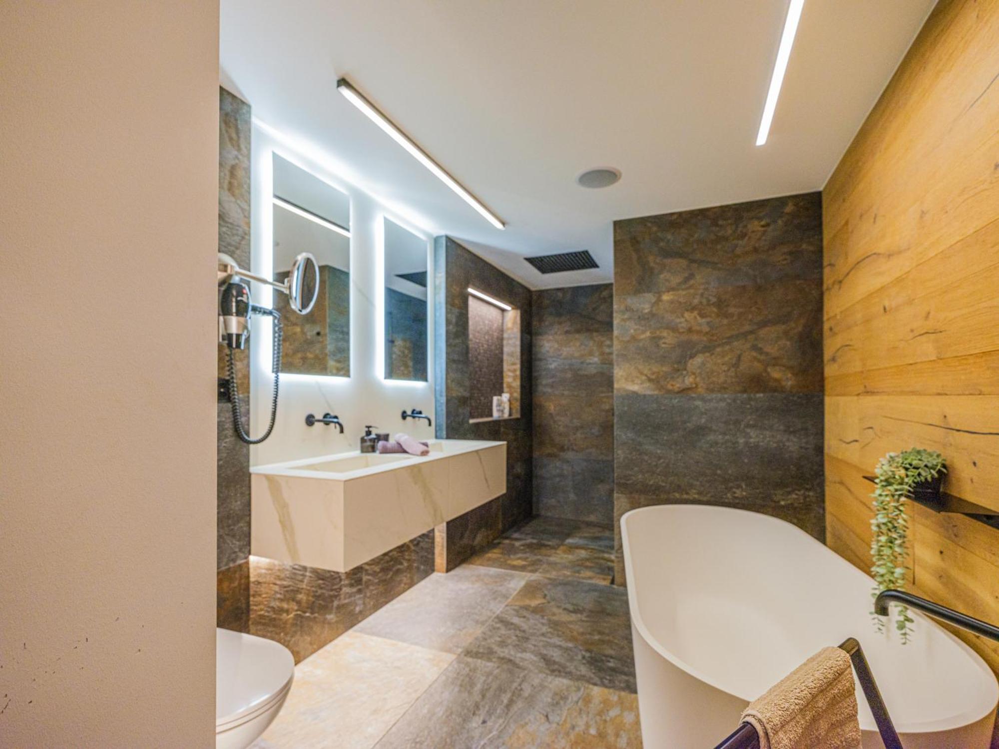 Luxury Mountain Apartment With Private Sauna And Underground Parking St. Moritz Luaran gambar